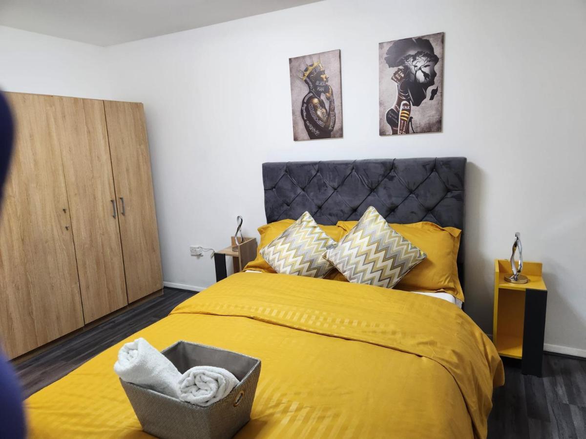 1 Bedroom Service Apartment With Netflix West Thurrock Zewnętrze zdjęcie