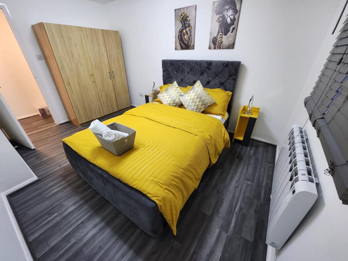 1 Bedroom Service Apartment With Netflix West Thurrock Zewnętrze zdjęcie